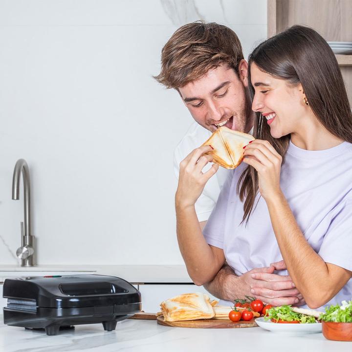 Image du produit Black & Decker BXSA754E Grille-pain à sandwichs