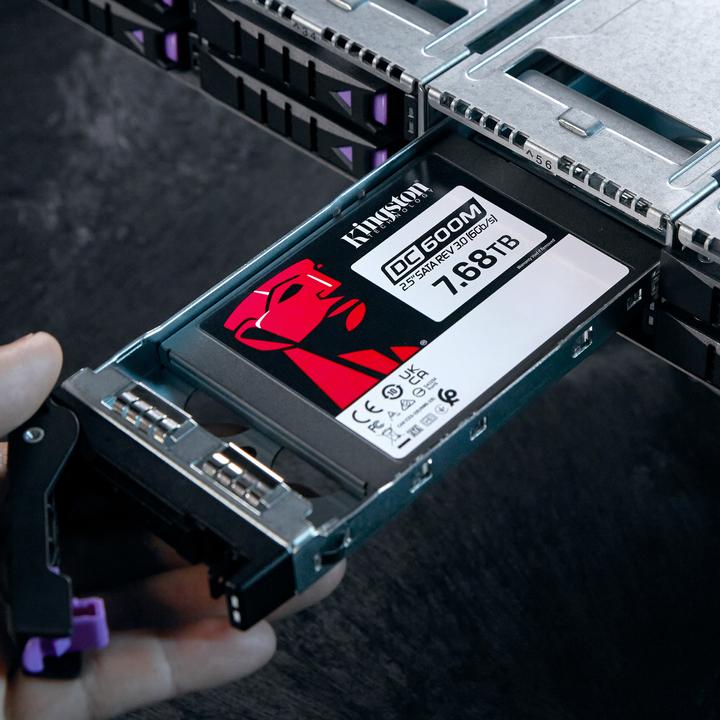 Actual product image Kingston DC600M (7680 GB, 2.5")