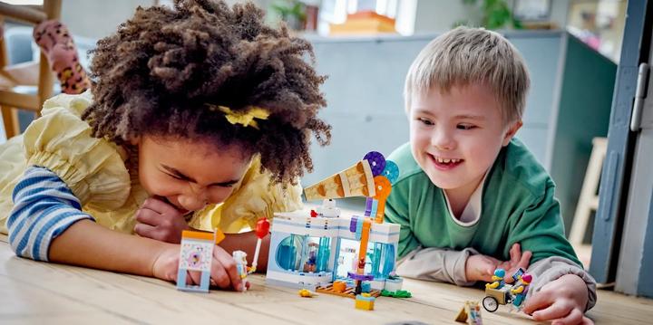 Produktbild LEGO Eisdiele (60363, LEGO City)