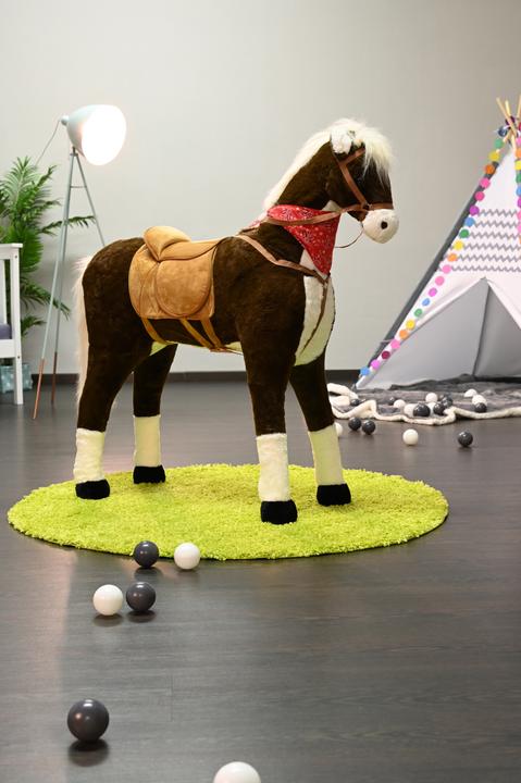 Produktbild Knorrtoys Stehpferd XXL "Winnie"