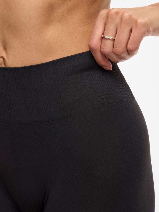 Actual product image Vila Shapewear cycling shorts (S, M)