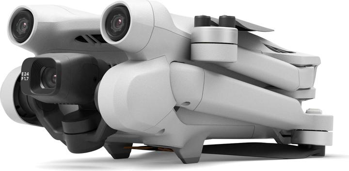 Actual product image DJI Mini 3 Pro with RC Controller (34 min, 249 g, 48 Mpx)