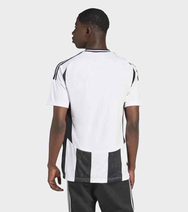 Actual product image adidas Juventus Turin Jersey (M)