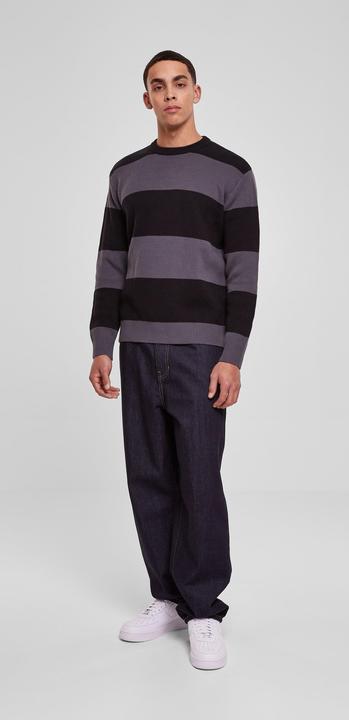 Actual product image Urban Classics Heavy Oversized Striped Sweatshirt (L)