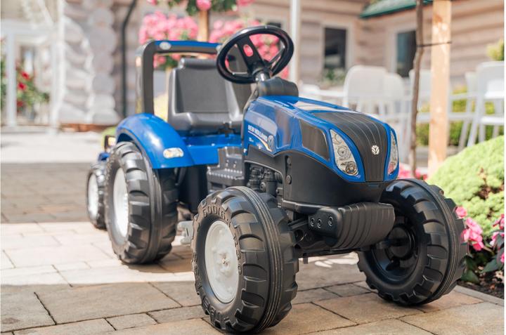 Actual product image Falk Toys New Holland tractor + trailer M