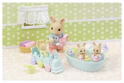 Actual product image Epoch Les triplés Lapin Crème et accessoires de bain