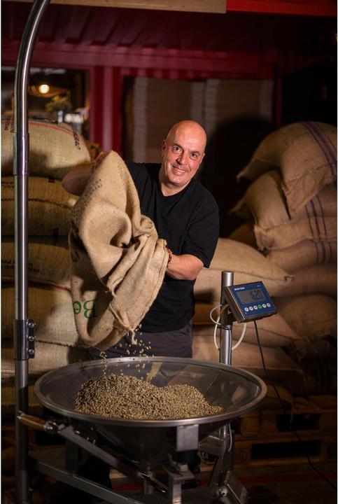 Image du produit Onesto Grains de café (500 g, Torréfaction foncée)