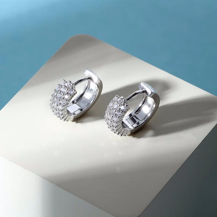Immagine prodotto Morellato Incantevoli orecchini a cerchio in argento con zirconi Tesori SAIW144 (Argento 925)