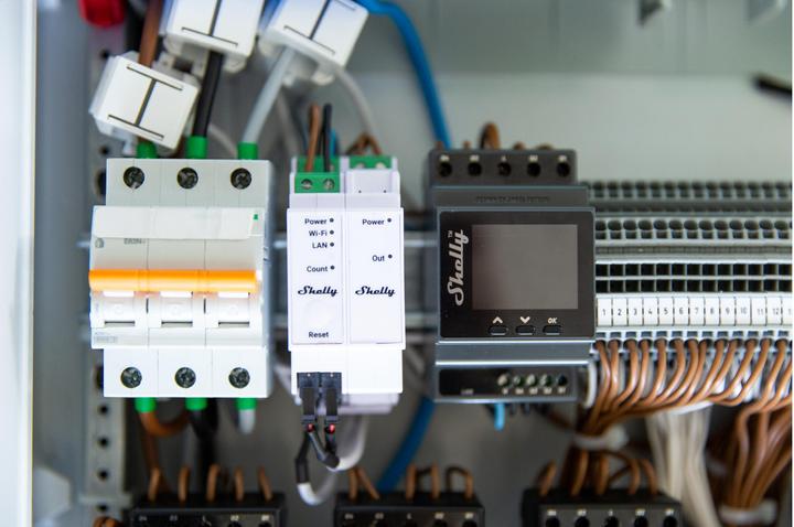 Produktbild Shelly Pro 3EM Switch Add-on (Schaltaktor)