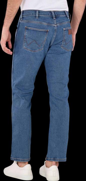 Actual product image Wrangler 10019500 (W32/L30)