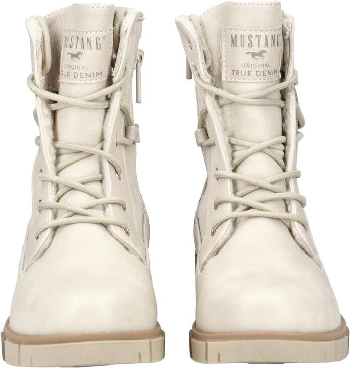 Actual product image Mustang Stiefelette (40)