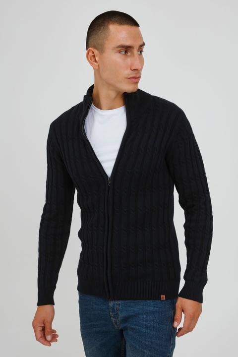 Black (999)