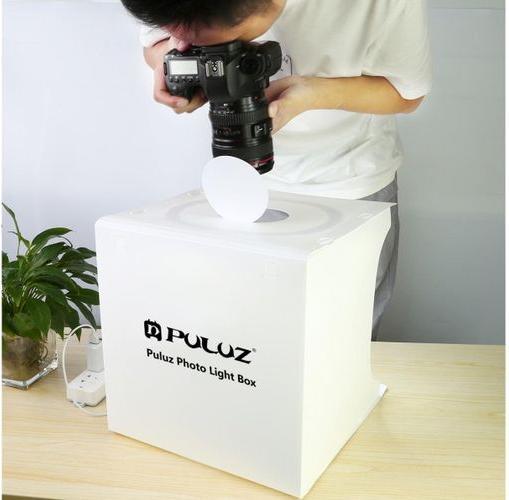 Produktbild Puluz Fotostudio mit integrierter LED Beleuchtung (33 cm, 33 cm)