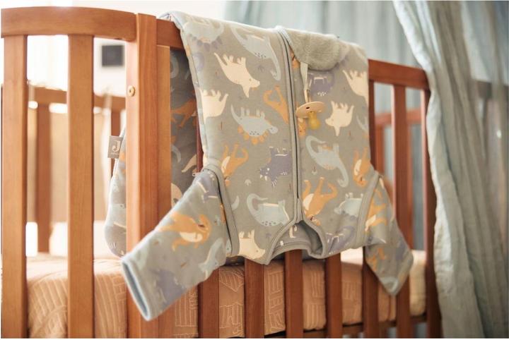 Actual product image Jollein Sleeping bag with detachable sleeves (110 cm, All-season)