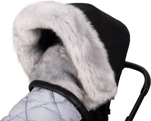 Bjällra of Sweden Kinderwagen Pelzumrandung