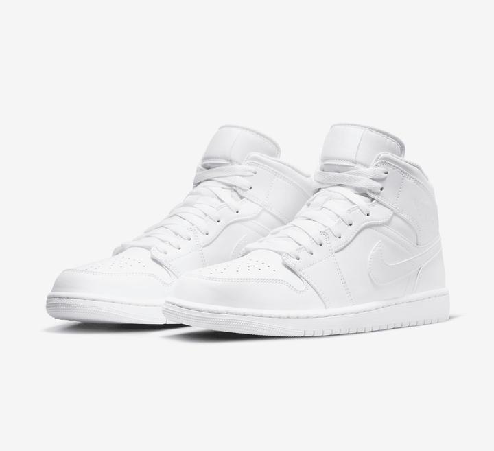 Produktbild Nike Air Jordan 1 (46)