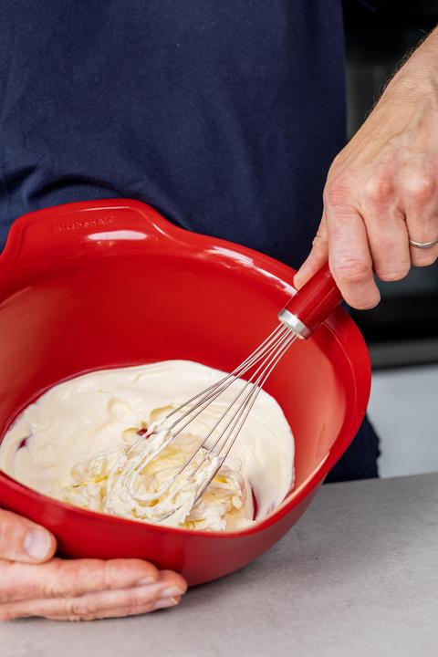 Actual product image KitchenAid Ka Flat Whisk Empire Red