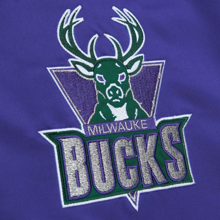 Produktbild Mitchell & Ness M&N Heavyweight Satin Jacke NBA Milwaukee Bucks - S (S)