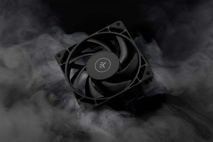 Actual product image EKWB EK Loop Fan FPT 120 550-2300 bk 3831109900000 (120 mm, 1 x)