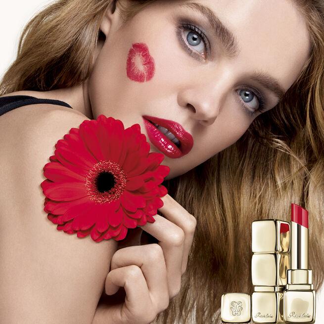 Image du produit Guerlain KissKiss Shine Bloom No 739 (739 Cherry Kiss)