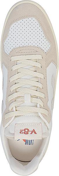Actual product image Veja V-82 (43)