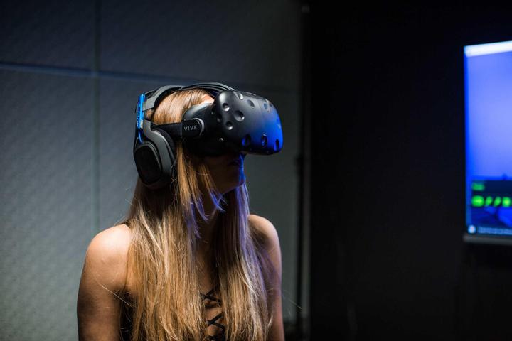 Actual product image Astro Gaming A50 Ps4 (Wireless)