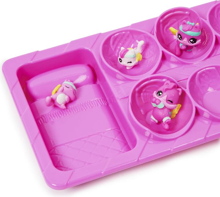 Produktbild Hatchimals Family Adventures Eierkarton mit Katzen-Familie, Spielset mit 10 CollEGGtibles-Figuren