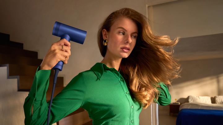 Image du produit Philips Hair Dryer 8000 Series BHD839/10 Sèche-cheveux avec ThermoShield Advanced