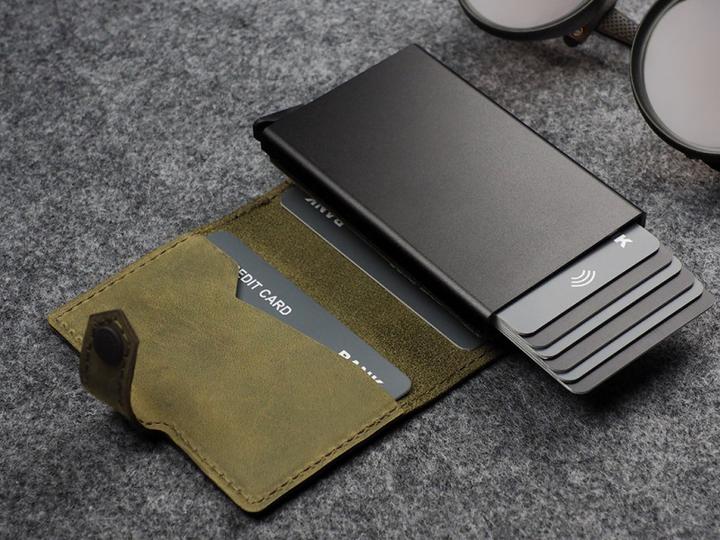 Actual product image Pularys Wallet HIKER credit card holder