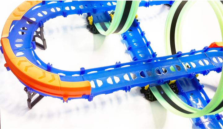 Image du produit Amewi Magic Traxx Glow racetrack 113 pièces avec 2 voitures