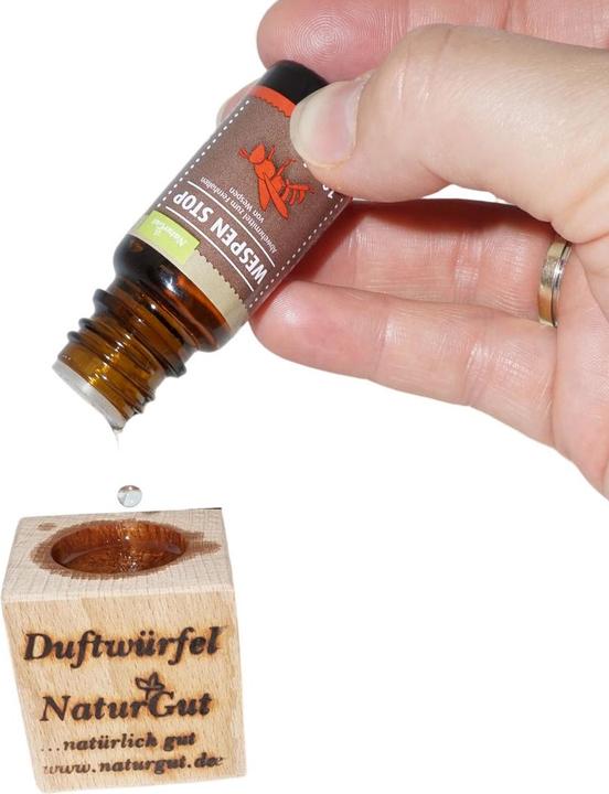Actual product image NaturGut Wasp Stop with Scent Cube Oil (10 ml)