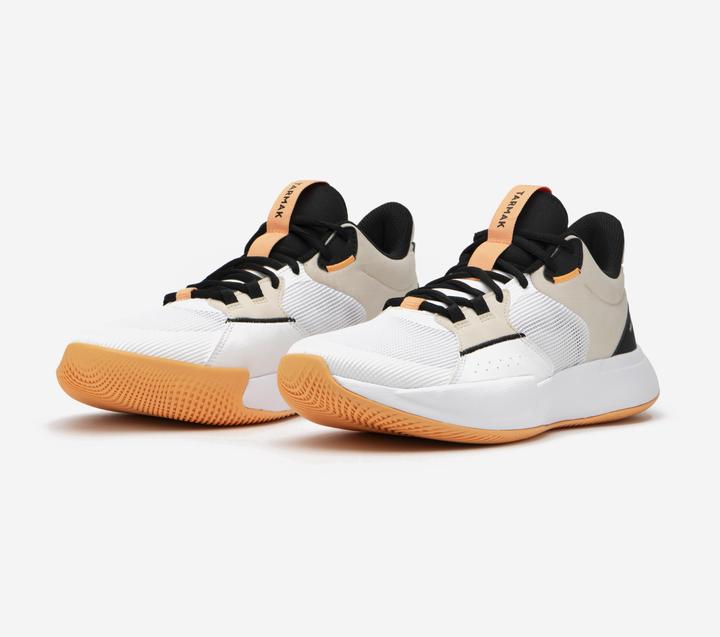 Immagine prodotto Tarmak Scarpe da basket donna/uomo basse - Fast 500 Low bianco (38)