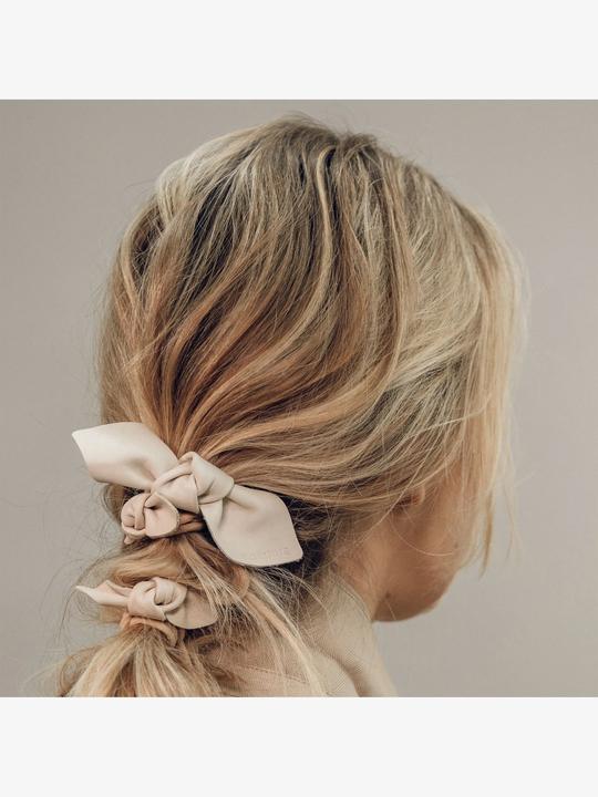Immagine prodotto Corinne Mondo - Fiocco di pelle grande cravatta per capelli crema (Elastico per capelli)