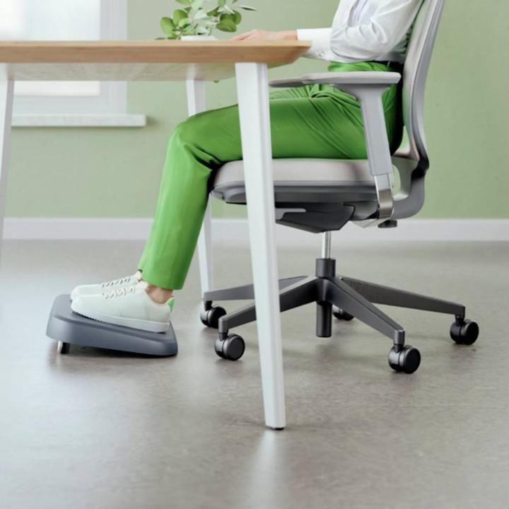 Actual product image Leitz Foot Rest Ergo adjustable (34 x 42 cm)