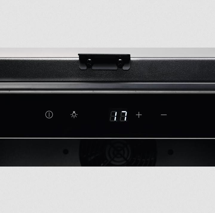 Produktbild AEG AWUS020B5B 5000 Weintemperierschrank / bis zu 20 Flaschen