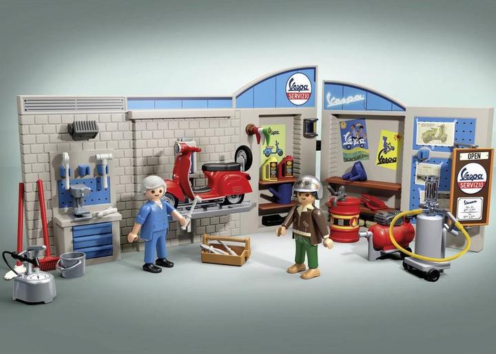 Actual product image Playmobil 60s Vespa workshop (71620, Playmobil City Life)