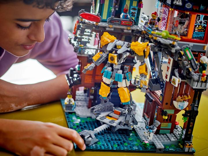 Produktbild LEGO Ninjago City Werkstätten (71837, LEGO Seltene Sets, LEGO Ninjago)