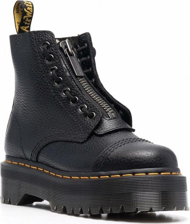 Actual product image Dr. Martens Sinclair (41)