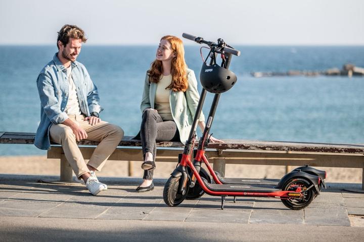 Immagine prodotto Segway-Ninebot KickScooter D38E di Segway (25 km/h, 38 km, 350 W)