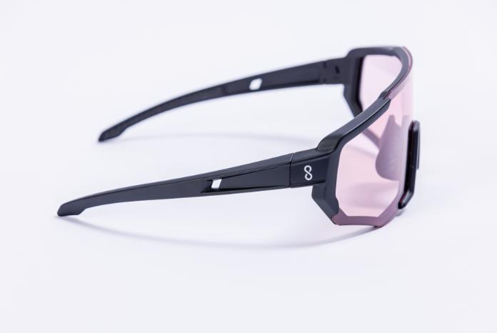 Immagine prodotto Coast Optics Occhiali sportivi Nita neri con cristalli rosa e lenti trasparenti (Nero, Lucidi, Cristallo Rosa)
