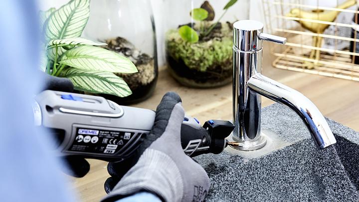 Produktbild Dremel 8220 (8220-2/45)