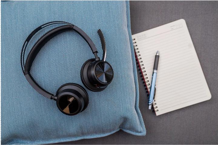 Actual product image Poly Voyager Focus 2 (Wireless, Cable, USB-C)