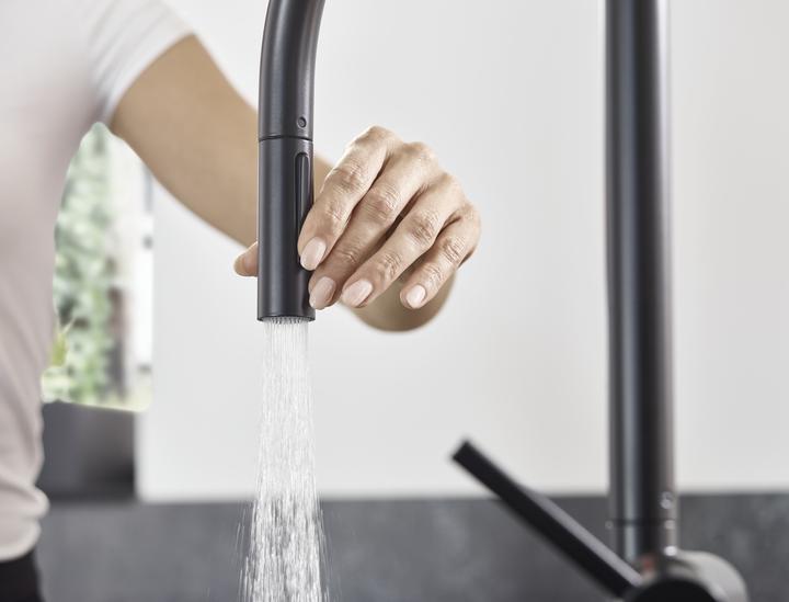 Produktbild hansgrohe Talis M54 Spültischmischer 210 (mattschwarz), mit Ausziehbrause