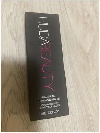 Huda Beauty Fauxfilter Luminous Matte Concealer