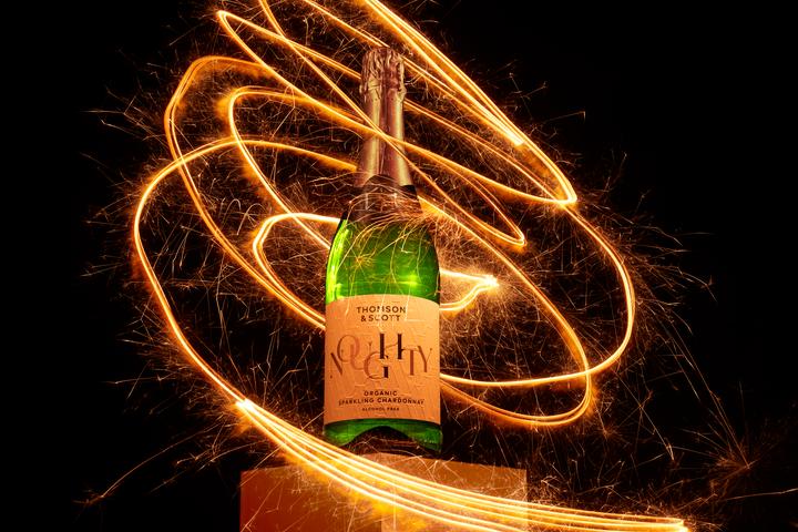 Actual product image Thomson & Scott Noughty Organic Sparkling Chardonnay (1 x 75 cl)