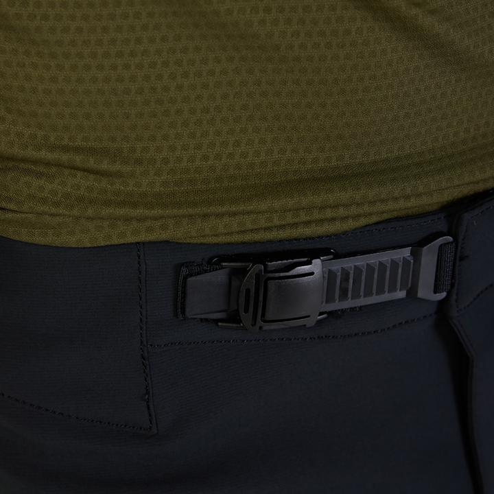 Actual product image Fox PANT 23 DEFEND BLK 30 (S, M)