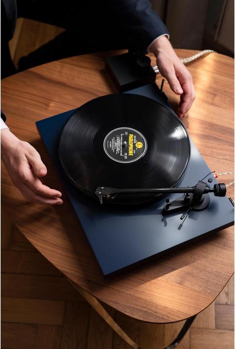 Produktbild Pro-Ject Debut Carbon Evo (Manuell)