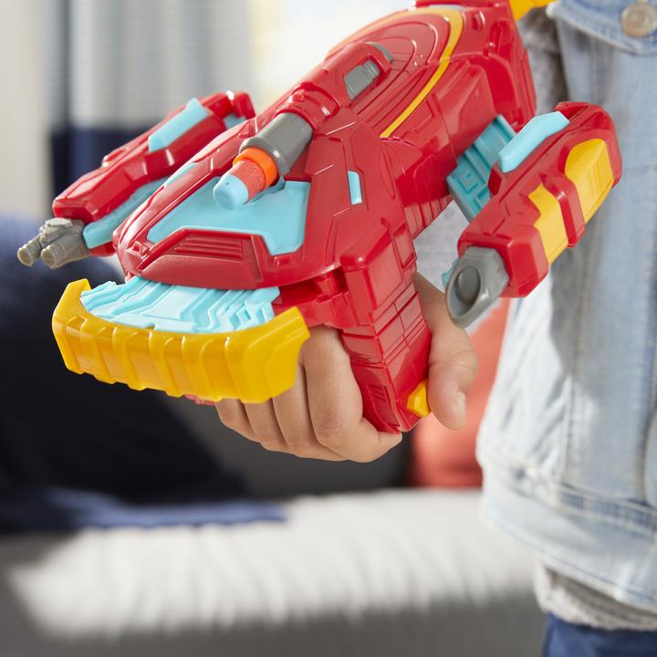 Immagine prodotto Nerf Avengers - Mech Strike Iron Man - Strikeshot Gauntlet (F0266)