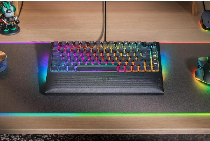 Image du produit Razer BlackWidow V4 (ING. Int., Filaire)