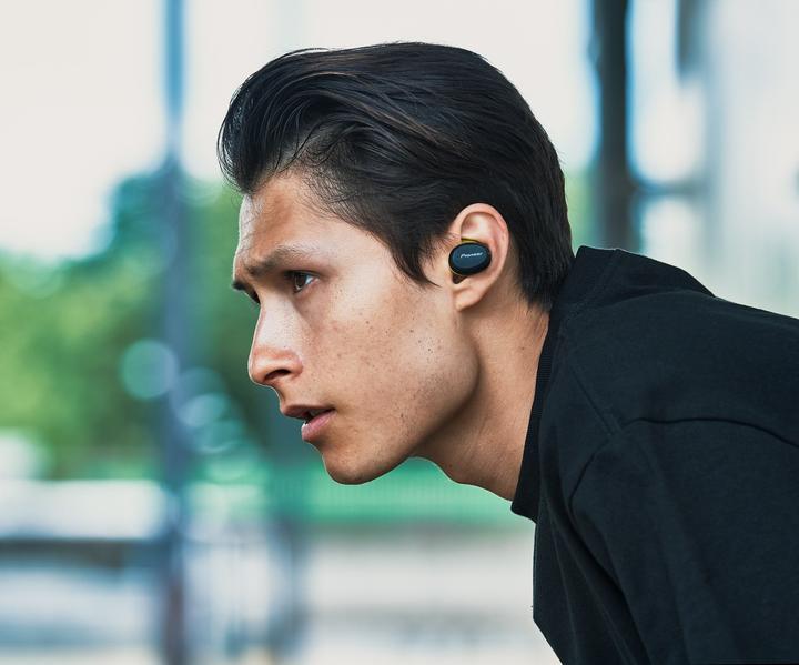 Actual product image Pioneer SE-E9TW (5 h, Wireless)